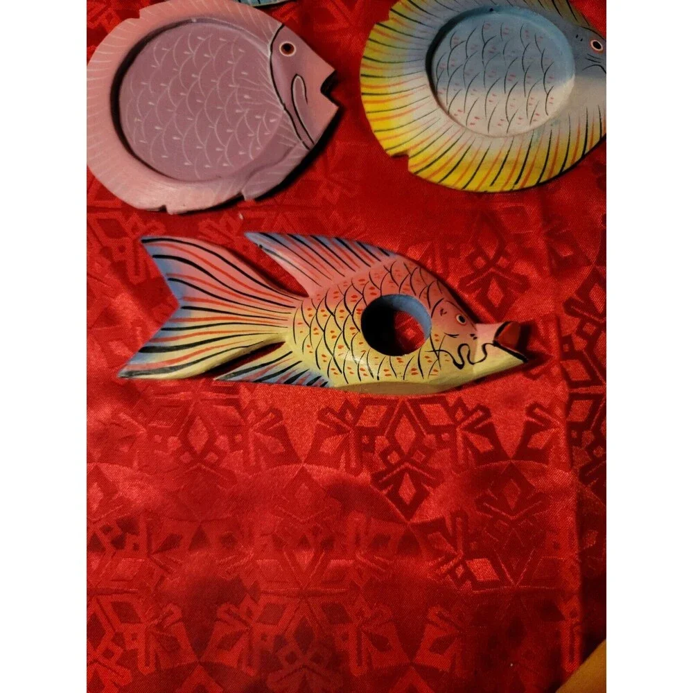 Hand Painted Wooden Fish Napkin Rings Home Decor Set of 6 with 4 Coasters